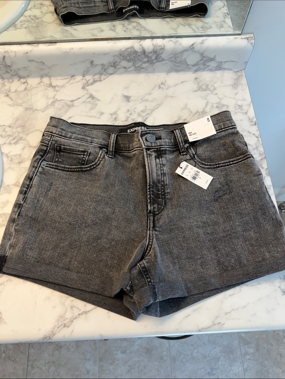 Express Grey Washed midi mid-Rise Denim Shorts - Express NWT size 8